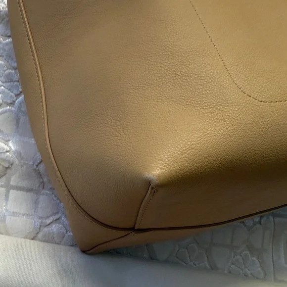 Mansur Gavriel Candy Hobo Bag - Picture 5 of 7